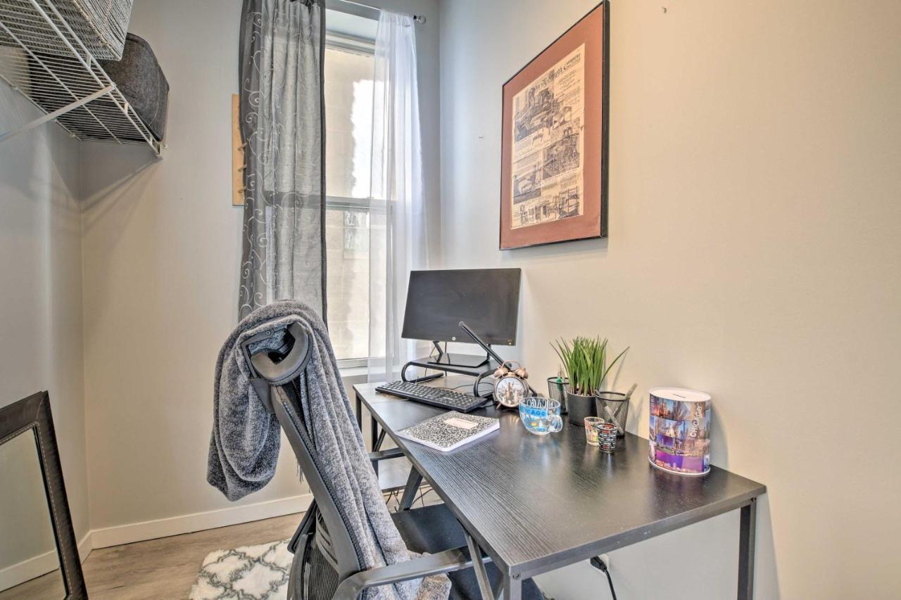 Elegant Chicago Retreat With Spacious Balcony! ภายนอก รูปภาพ